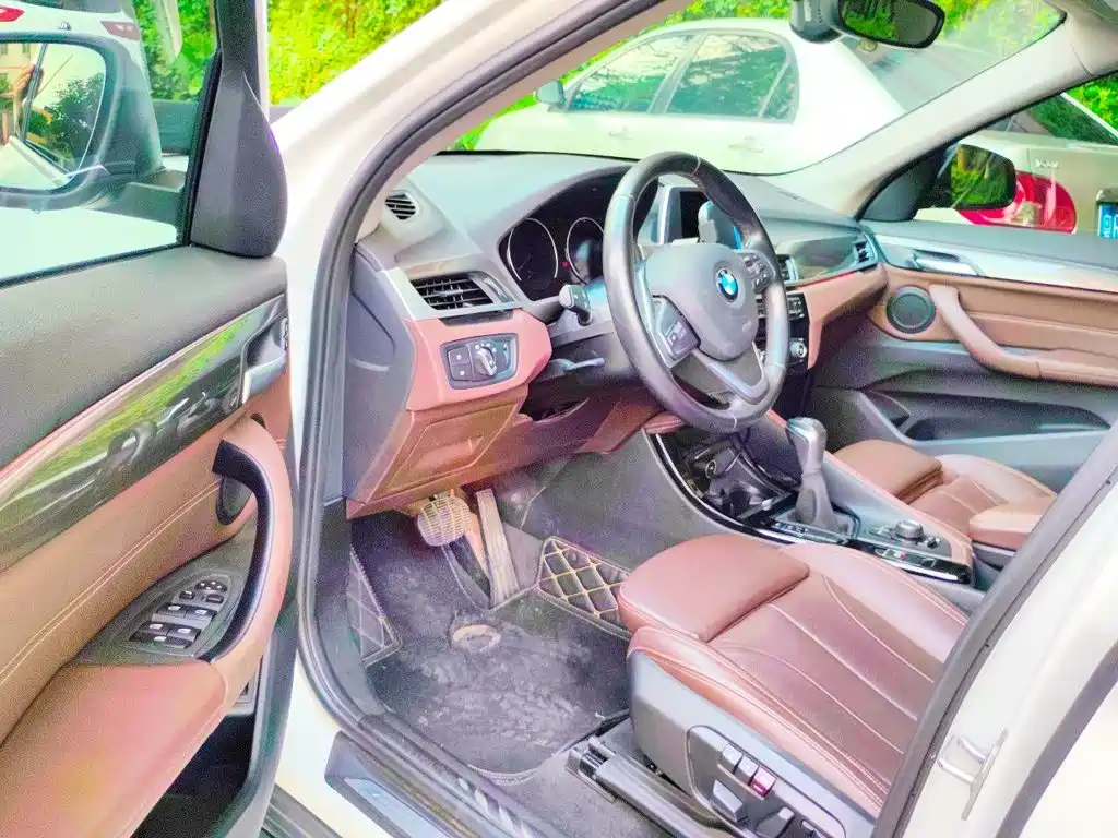 BMW X1 — миниатюра 14
