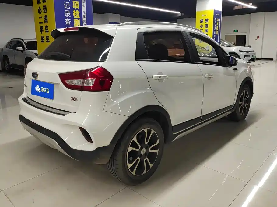 Geely Vision X3 — миниатюра 3