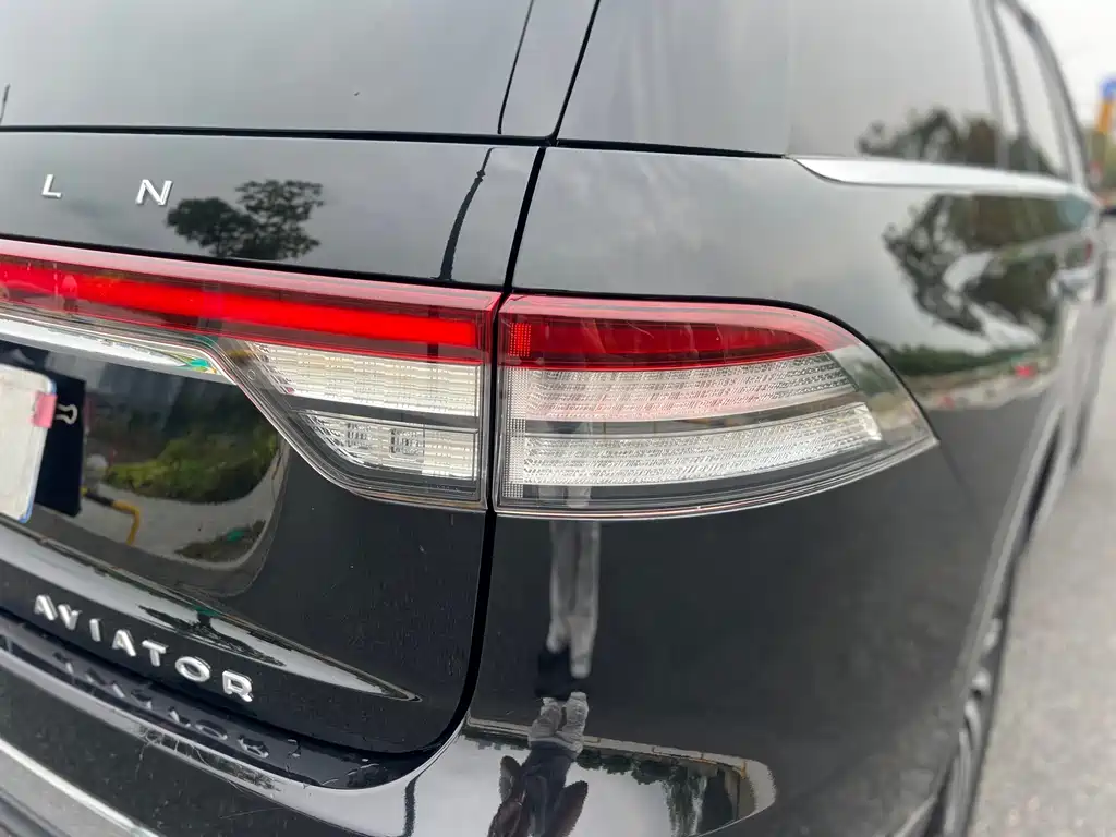 Lincoln Aviator — миниатюра 10