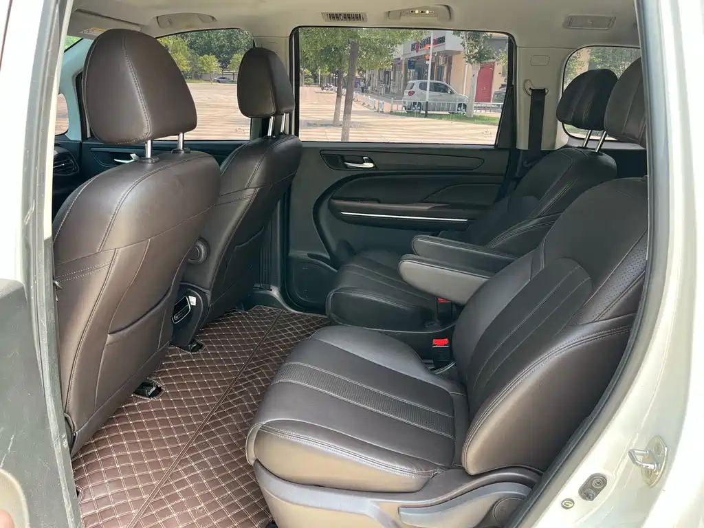 GAC Motor Trumpchi M6 — миниатюра 7