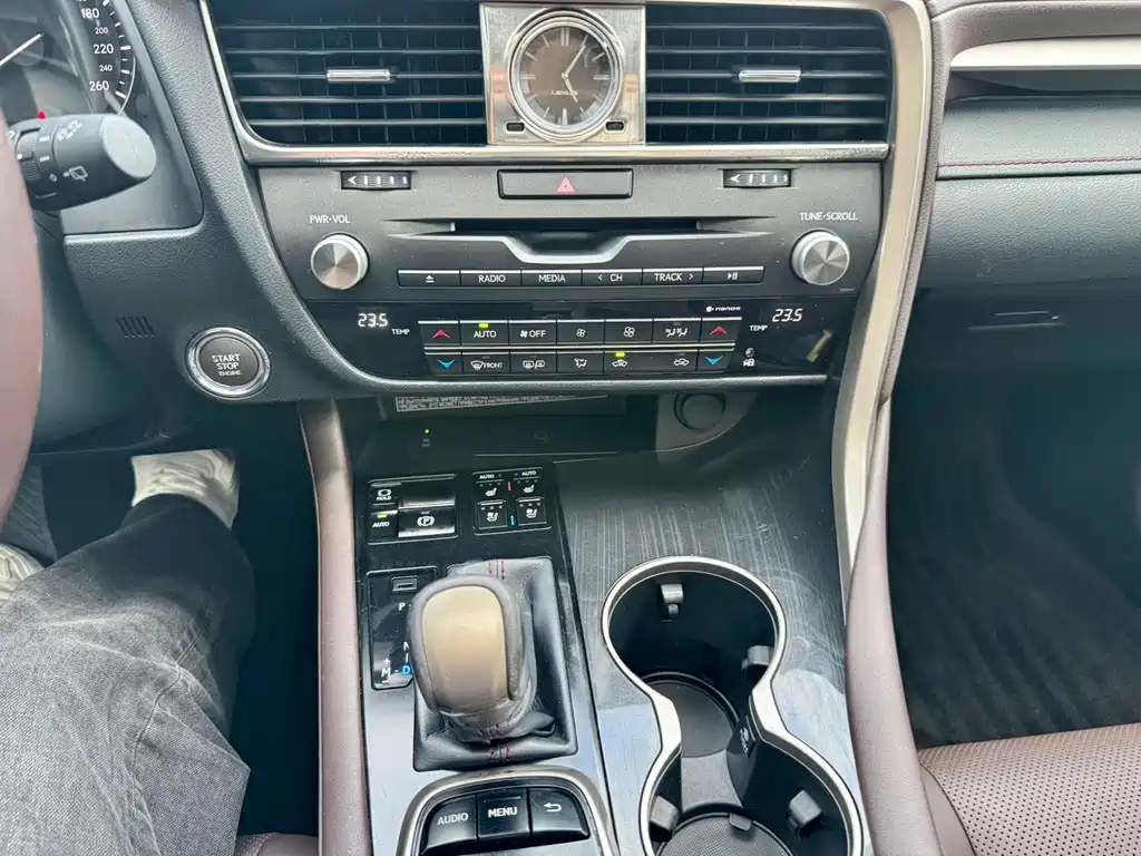 Lexus RX — миниатюра 20
