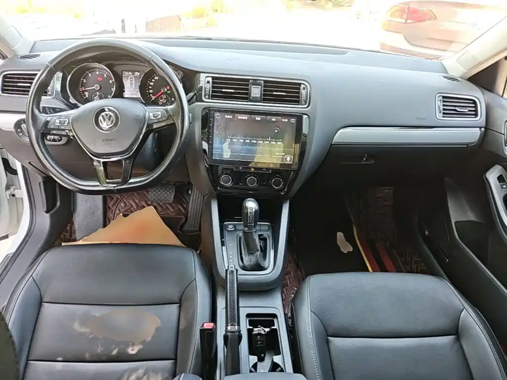 Volkswagen Sagitar — миниатюра 10