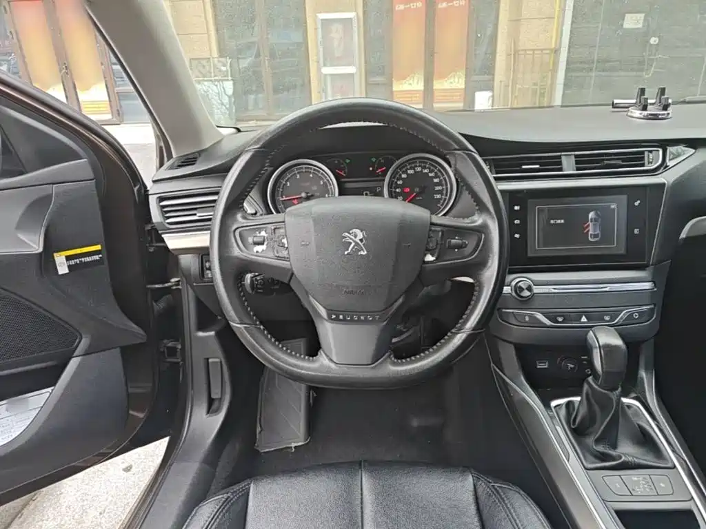 Peugeot 408 — миниатюра 11