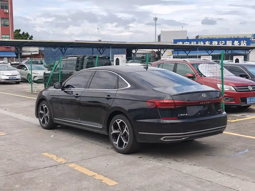 Volkswagen Passat — миниатюра 7
