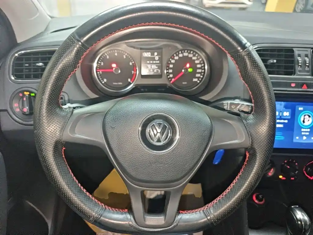 Volkswagen Polo — миниатюра 11