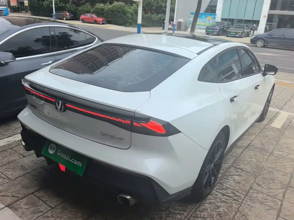 Changan UNI-V — миниатюра 7