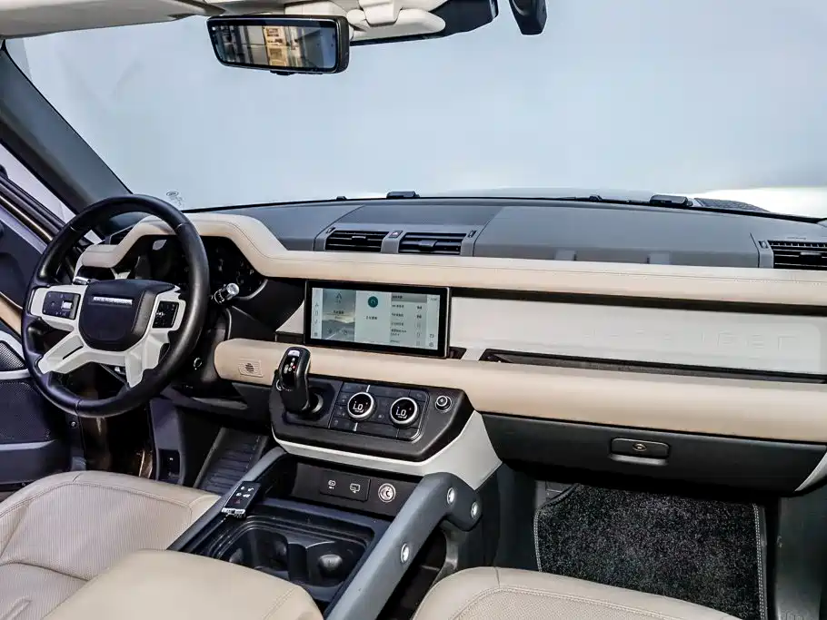 Land Rover Defender — миниатюра 29