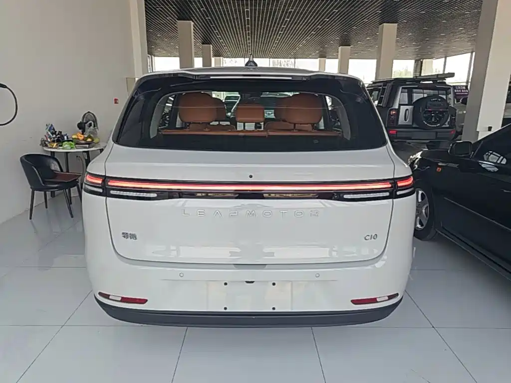Leapmotor Leapmotor C10 — миниатюра 6
