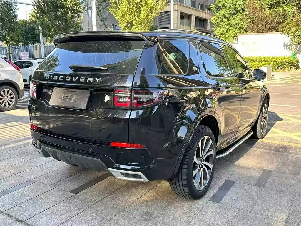 Land Rover Discovery Sport — миниатюра 9