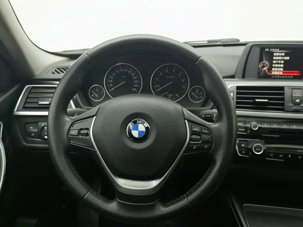 BMW 3 Series — миниатюра 11