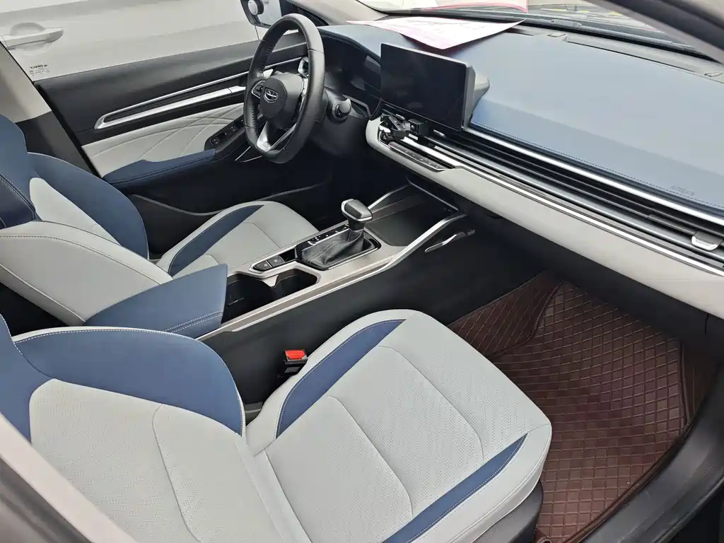 Geely Emgrand — миниатюра 12