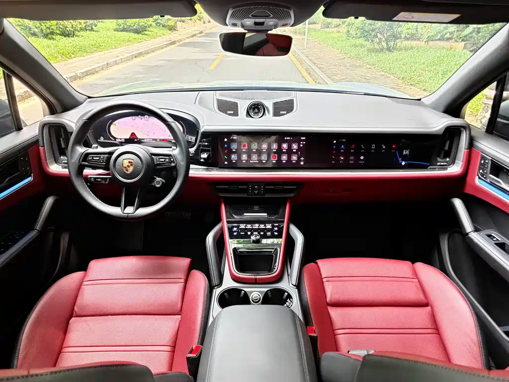 Porsche Cayenne — миниатюра 7