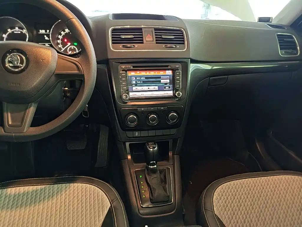 Skoda Yeti — миниатюра 13