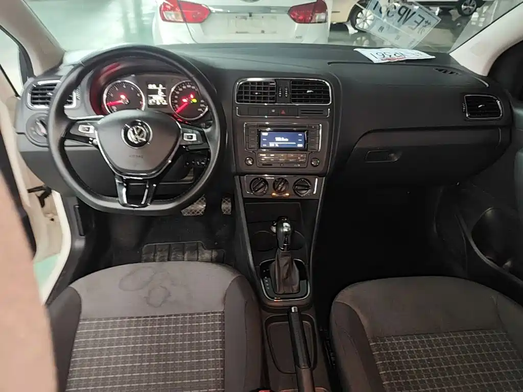 Volkswagen Polo — миниатюра 10