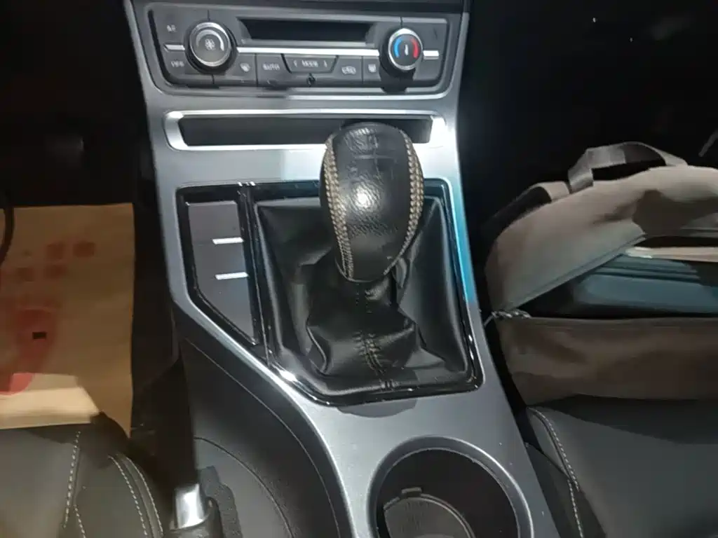 Geely Emgrand — миниатюра 14