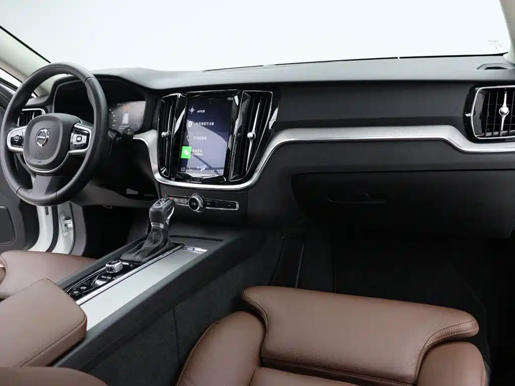 Volvo V60 — миниатюра 19