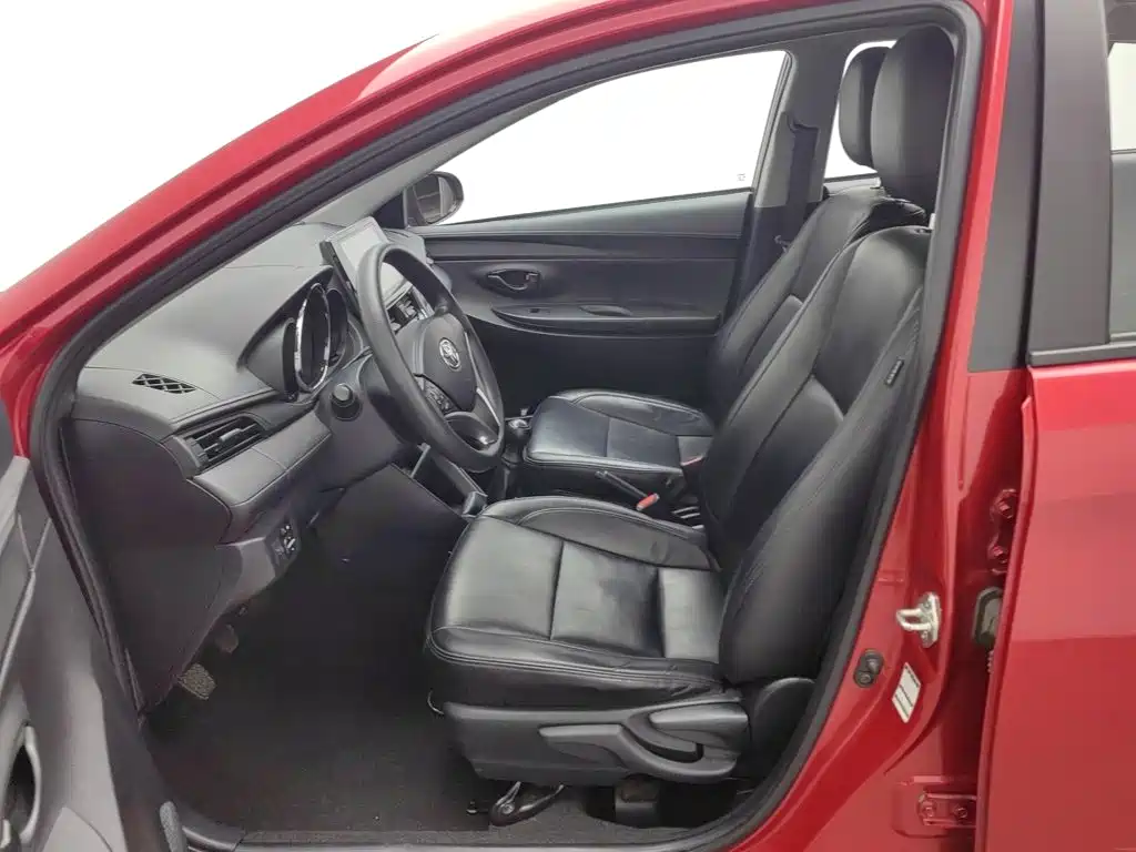 Toyota Vios FS — миниатюра 10