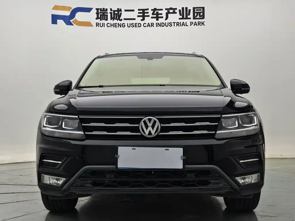 Volkswagen Tiguan L — миниатюра 4