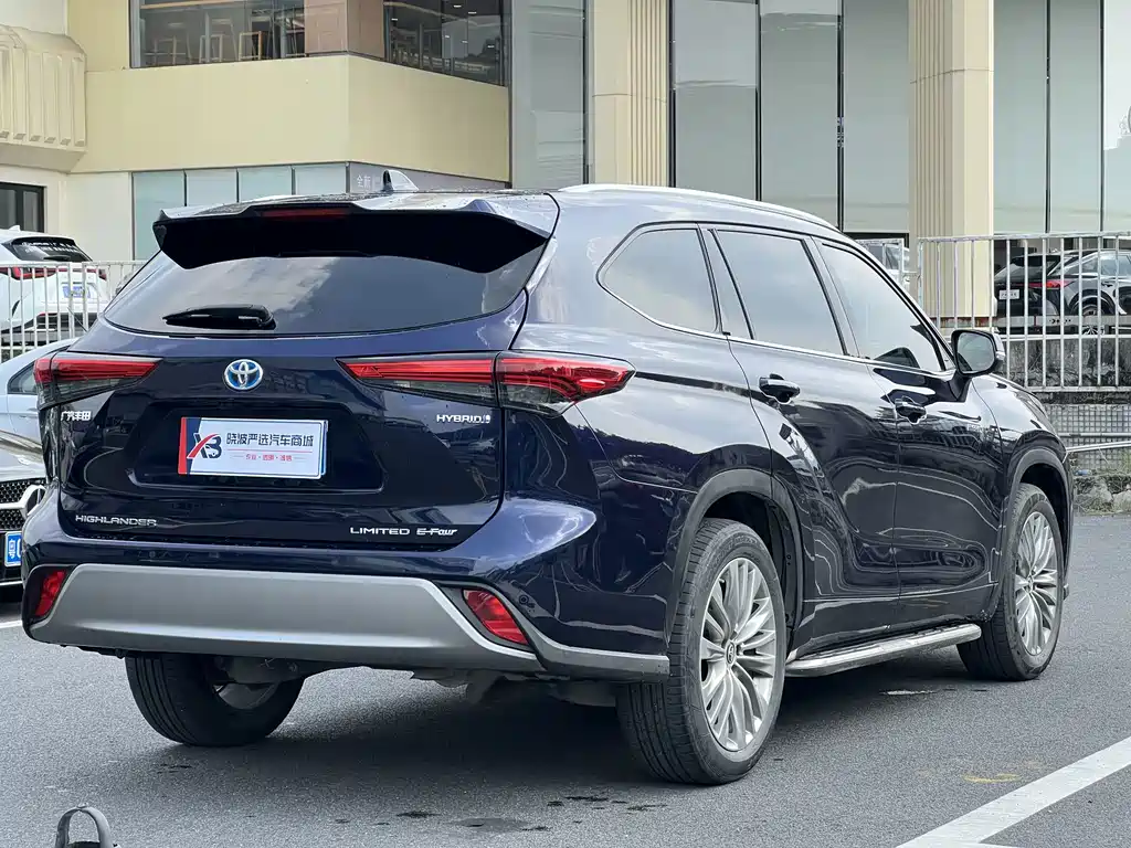 Toyota Highlander — миниатюра 10