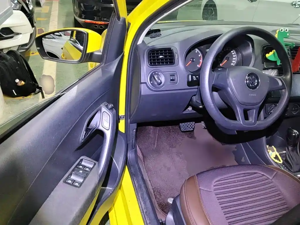 Volkswagen Polo — миниатюра 16
