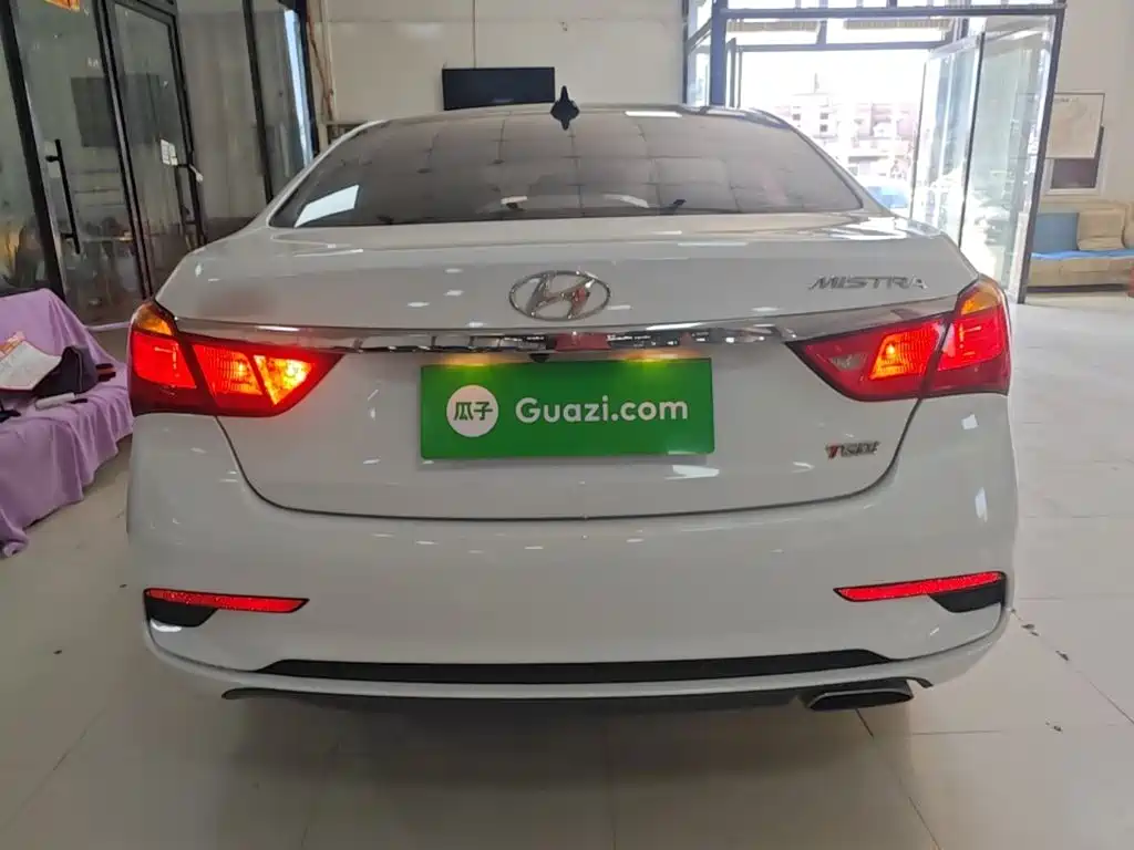 Hyundai Mistra — миниатюра 6