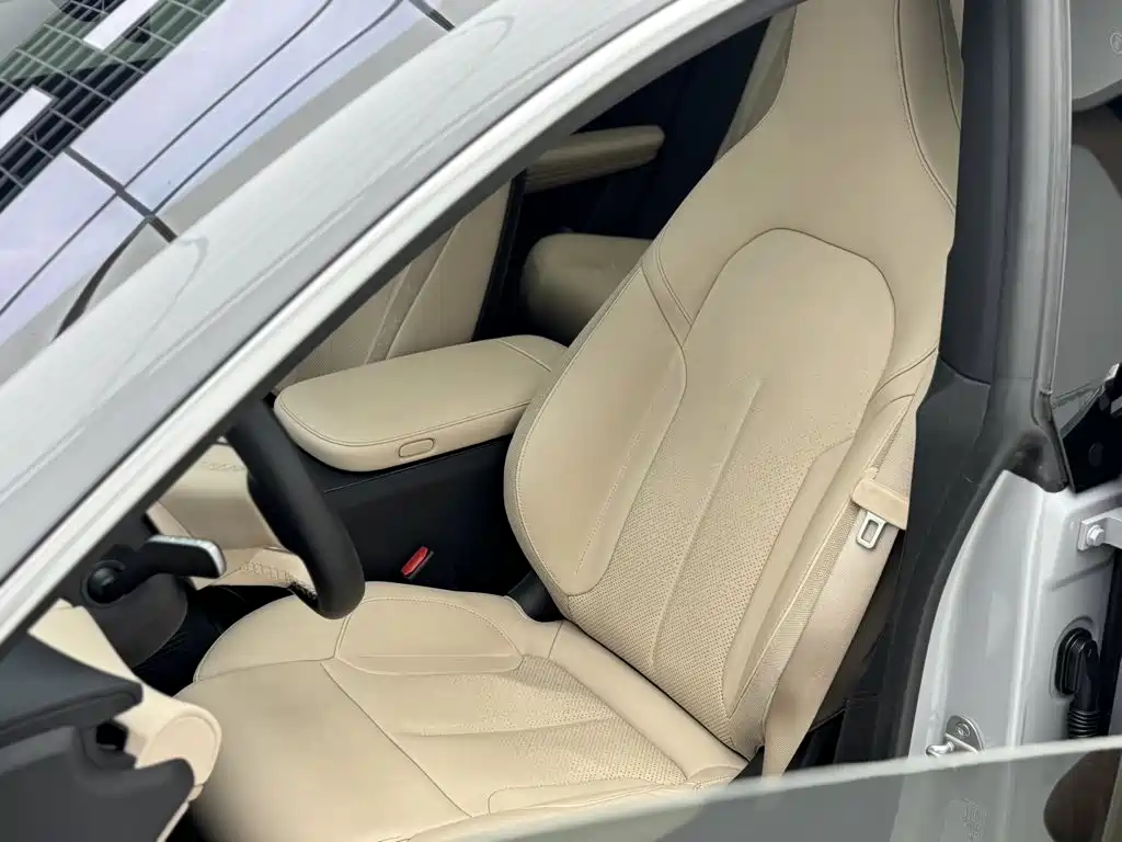 NIO ET5T — миниатюра 18