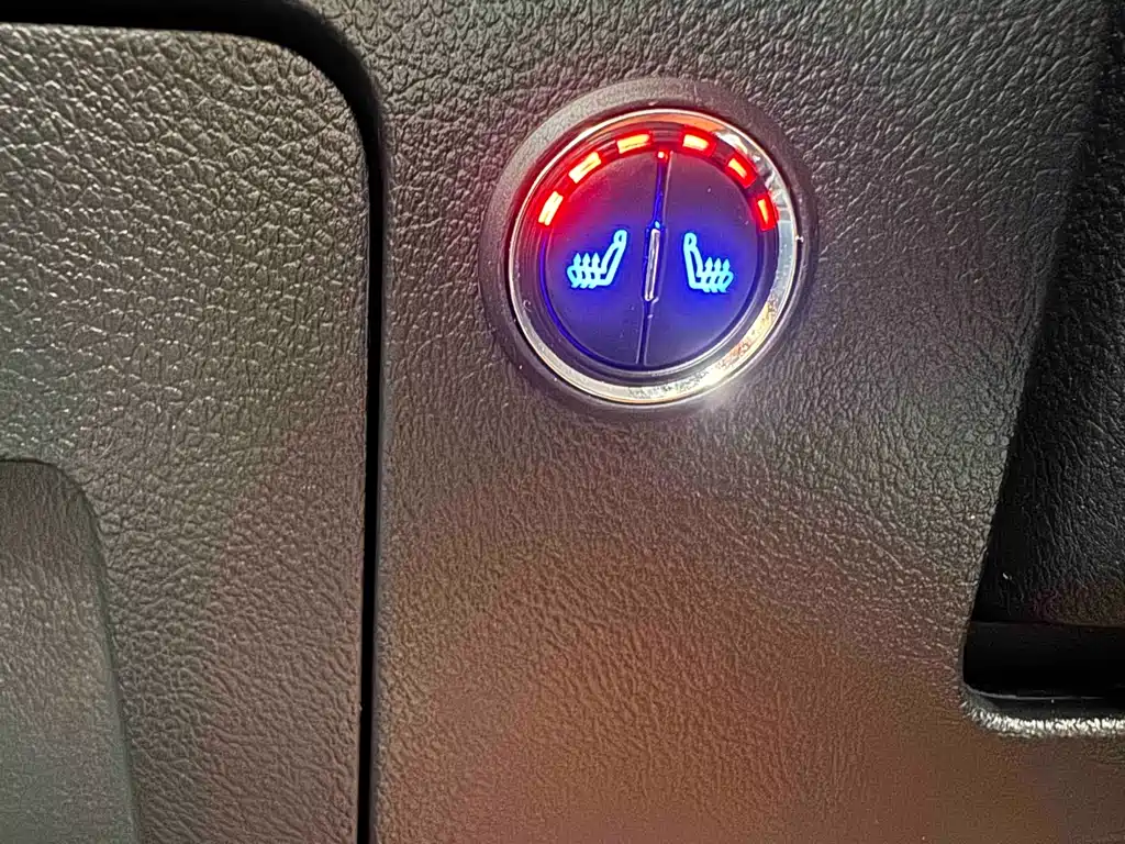 Geely Vision X6 — миниатюра 11