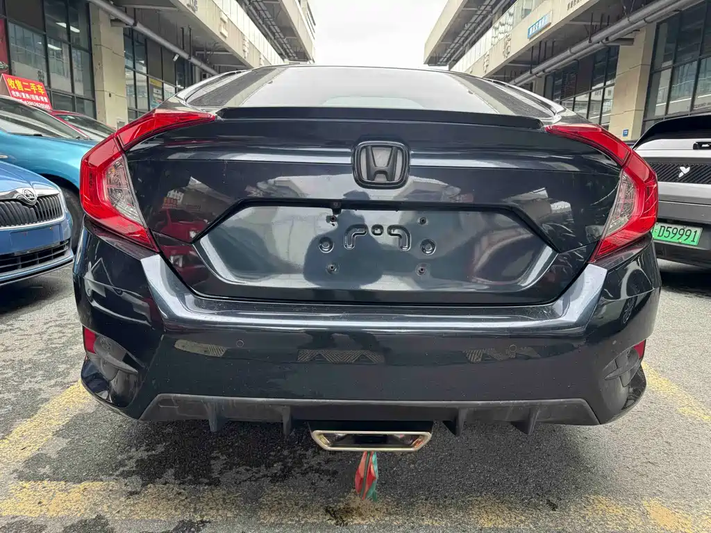 Honda Civic — миниатюра 15