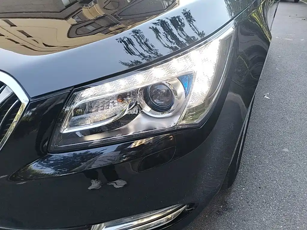 Buick LaCrosse — миниатюра 24