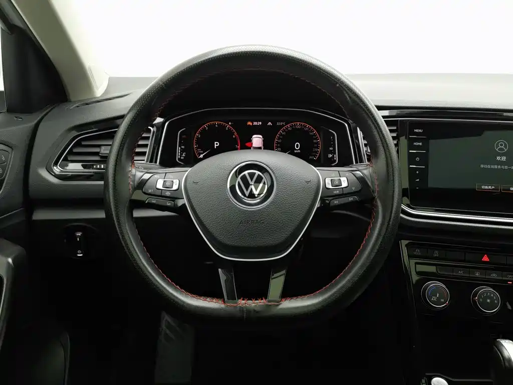Volkswagen T-Roc — миниатюра 11