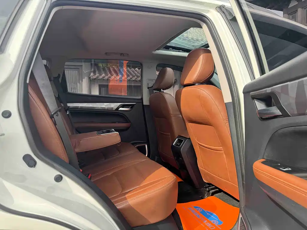 Geely Vision X6 — миниатюра 8