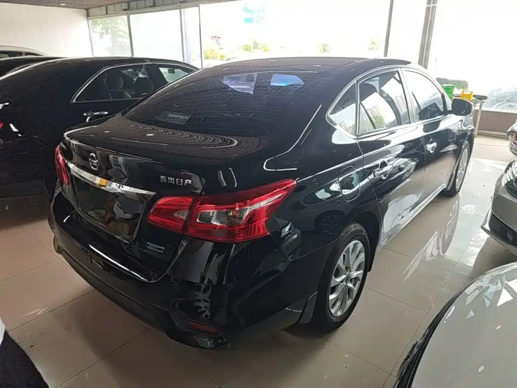 Nissan Sylphy — миниатюра 7