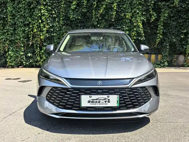2024 BYD Qin