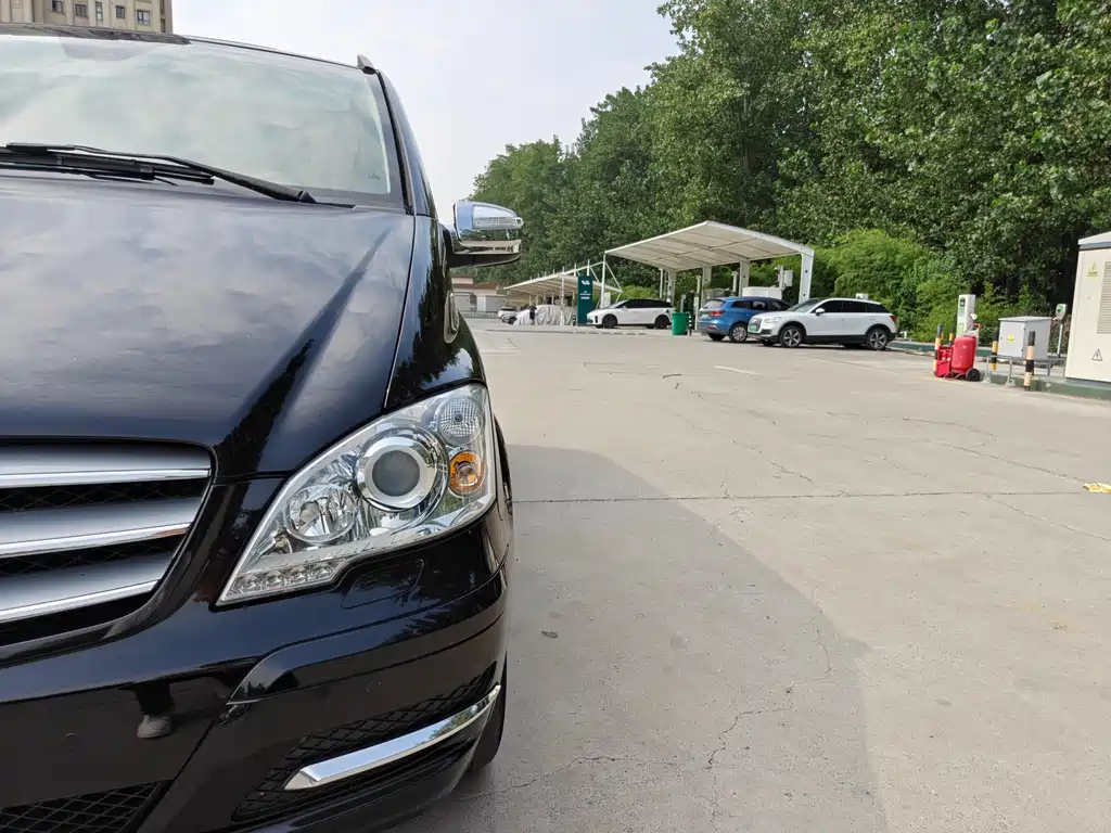 Mercedes-Benz Viano — миниатюра 13