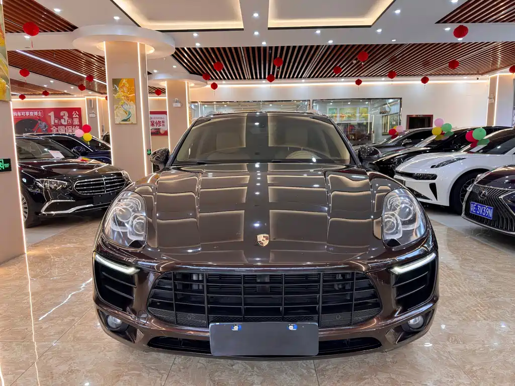 Porsche Macan — миниатюра 2