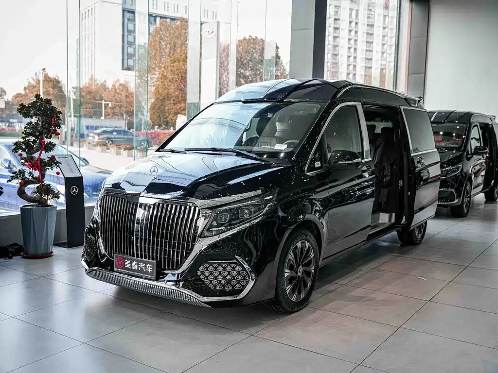 Mercedes-Benz V-Class 2026
