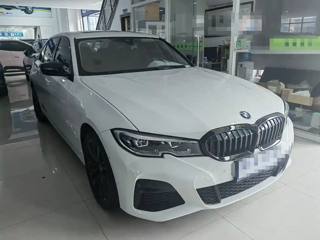 BMW 3 Series 2021