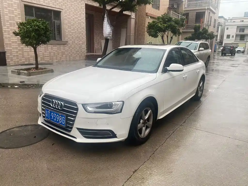 Audi A4L 2013