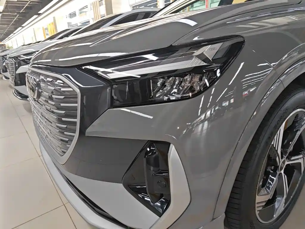 Audi Q4 e-tron — миниатюра 24