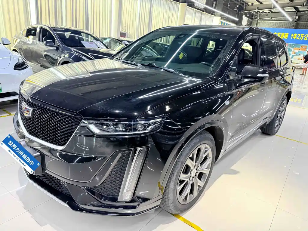 Cadillac XT6