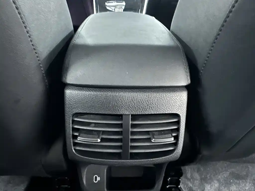 Kia Seltos — миниатюра 11