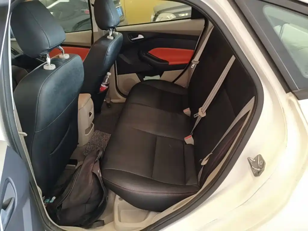 Ford Focus — миниатюра 17