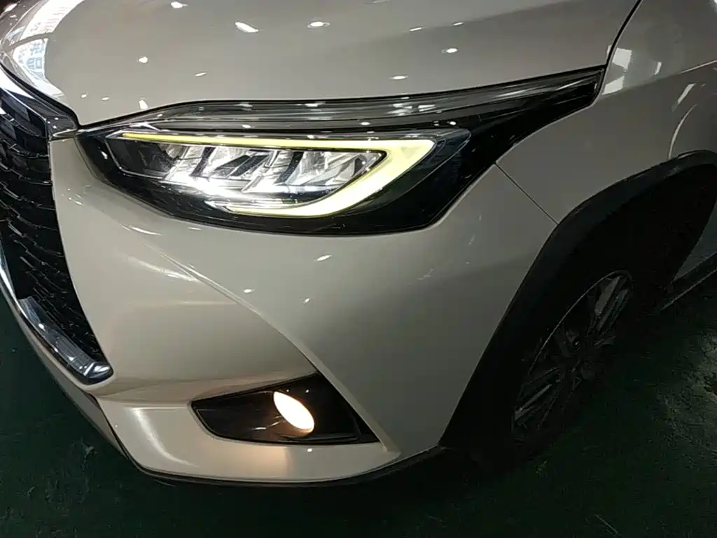 Toyota Yaris L — миниатюра 24