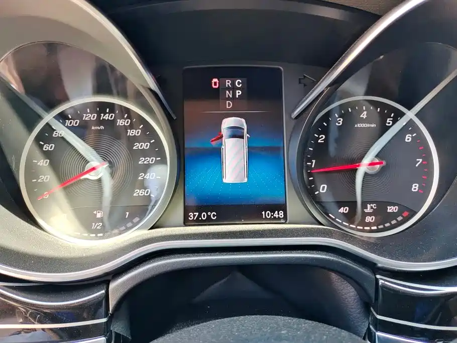 Mercedes-Benz V-Class — миниатюра 14