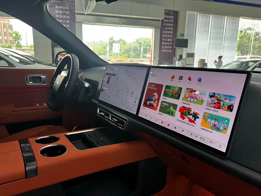 Li Auto Li L8 — миниатюра 11