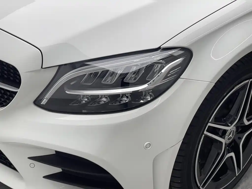 Mercedes-Benz C-Class — миниатюра 18
