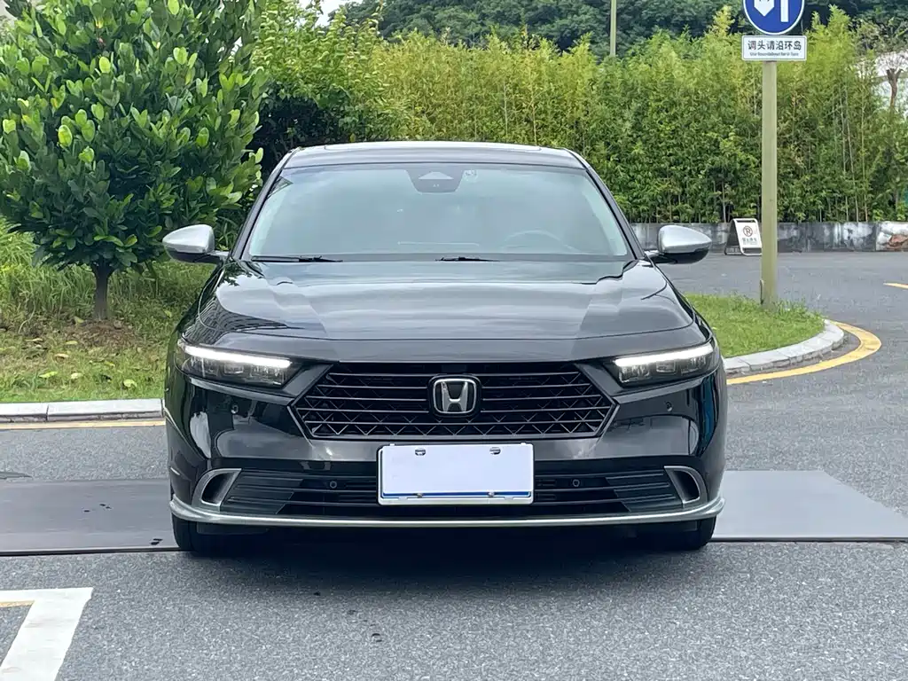 Honda Accord — миниатюра 2
