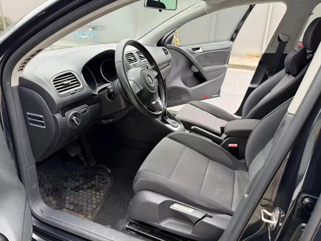 Volkswagen Golf — миниатюра 7