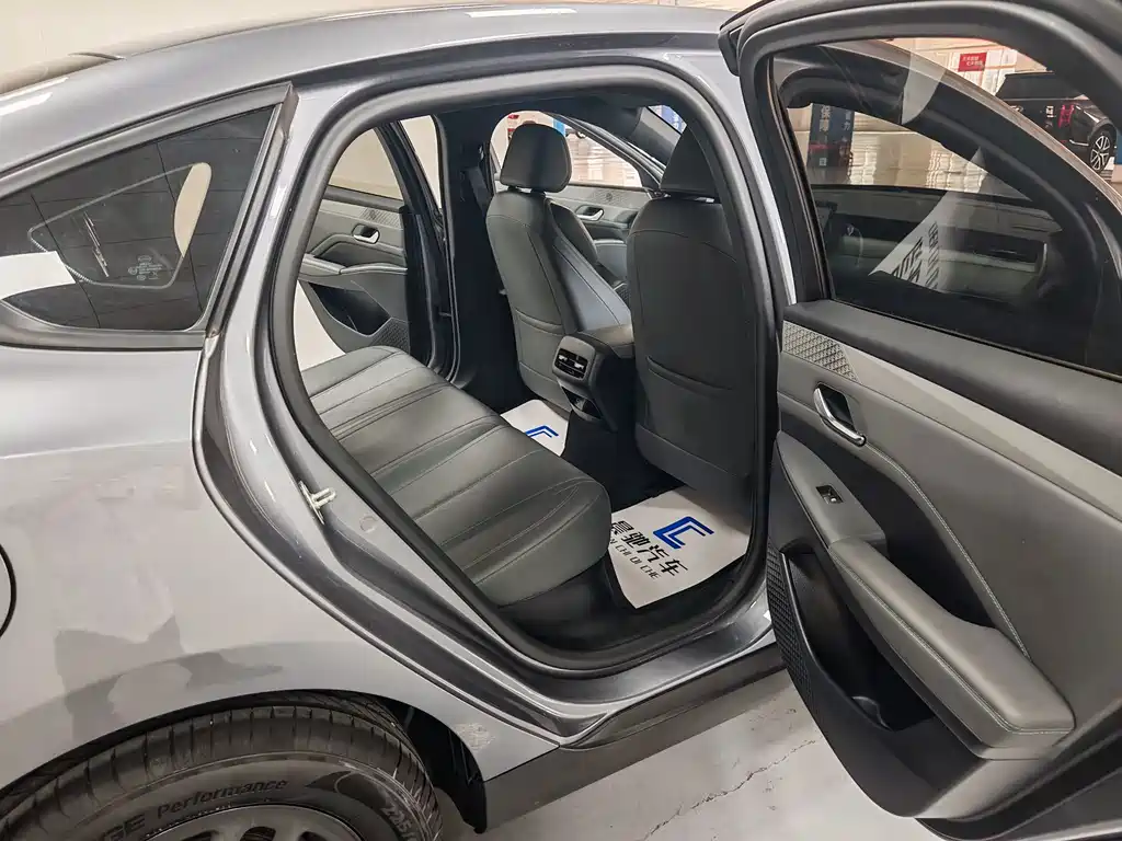 BYD Qin PLUS — миниатюра 12