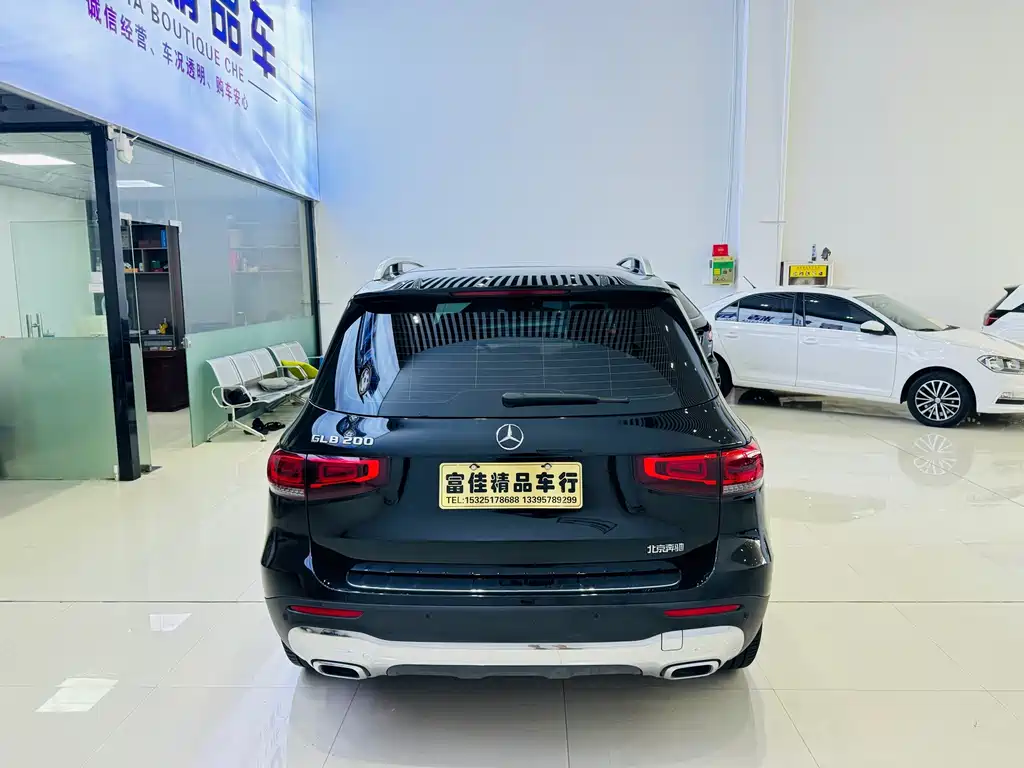 Mercedes-Benz GLB — миниатюра 4